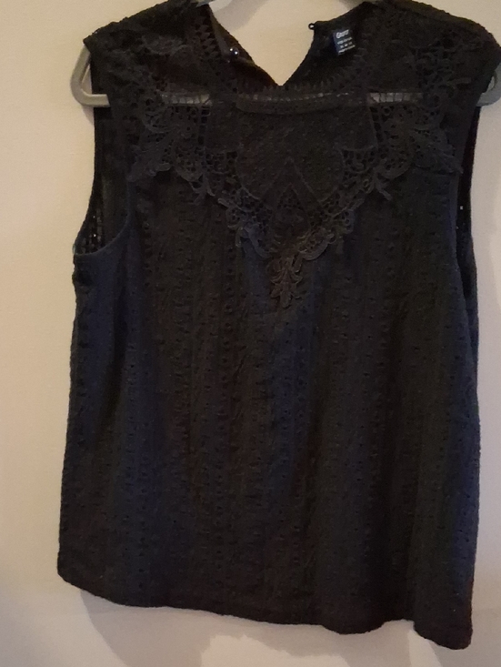 Grefit Tops - Black Lace Yoke Sleeveless Camisole